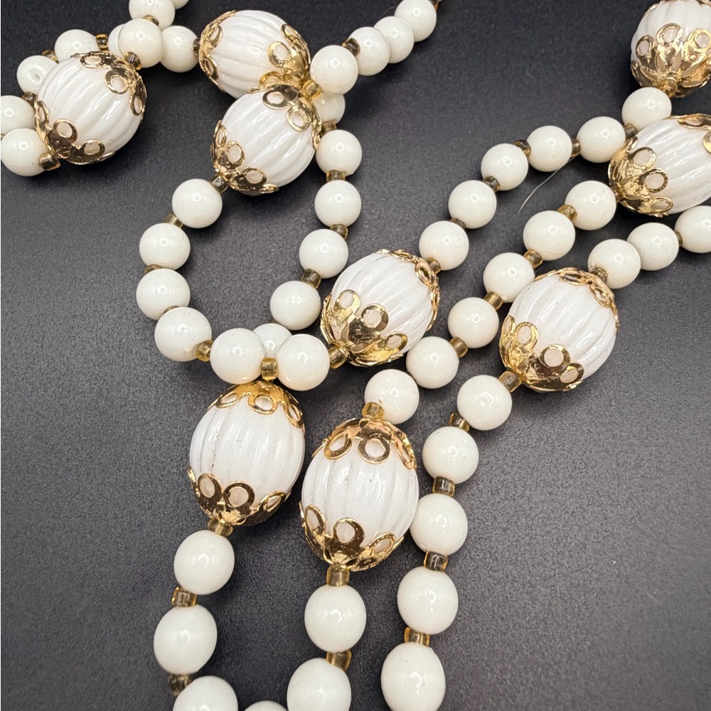 Vintage 52” Hong Kong Lucite Bead Necklace White Gold Tone Chunky Wrap Opera